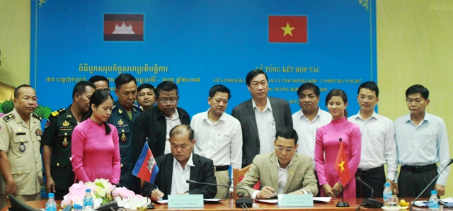 Tỉnh Đắk Lắk và Mondulkiri ký kết Bản ghi nhớ hợp tác năm 2018