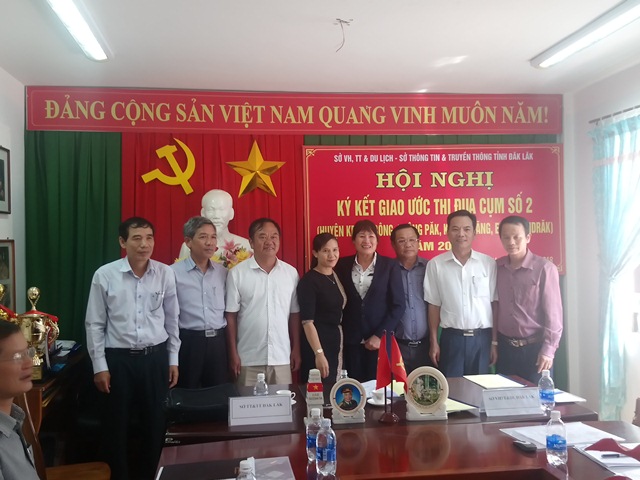 Ký kết giao ước thi đua Cụm thi đua số II khối các đơn vị Phòng Văn hóa và Thông tin