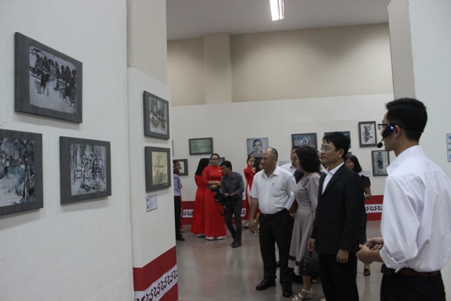 Triển lãm “Ký họa kháng chiến” tại Bảo tàng tỉnh Đắk Lắk