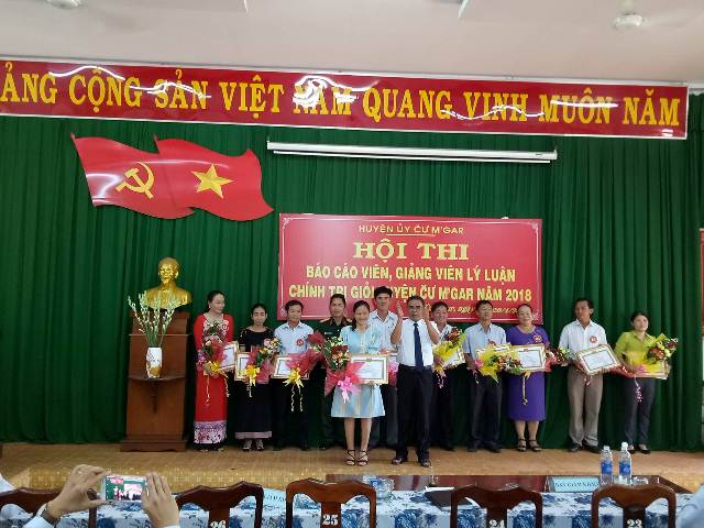 Huyện ủy Cư M'gar tổ chức Hội thi báo cáo viên, giảng viên lý luận chính trị giỏi năm 2018