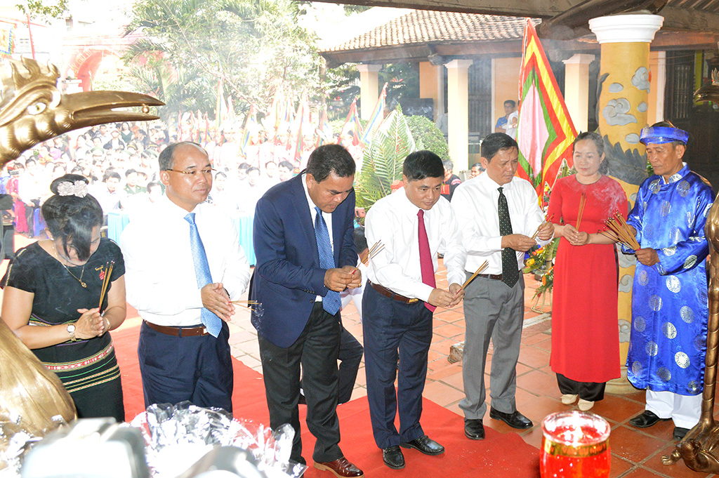 Lễ Giỗ Tổ Hùng Vương tại Đình Lạc Giao