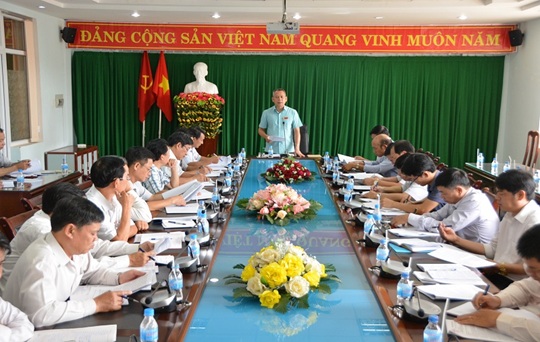 Thành ủy Buôn Ma Thuột, tổ chức Hội nghị giao ban tháng 4 với Bí thư Đảng ủy các xã, phường.