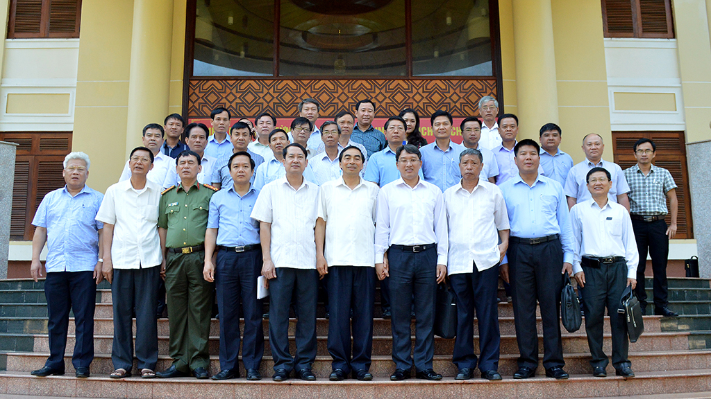 UBND tỉnh tiếp và làm việc với Đoàn công tác của tỉnh Ninh Bình