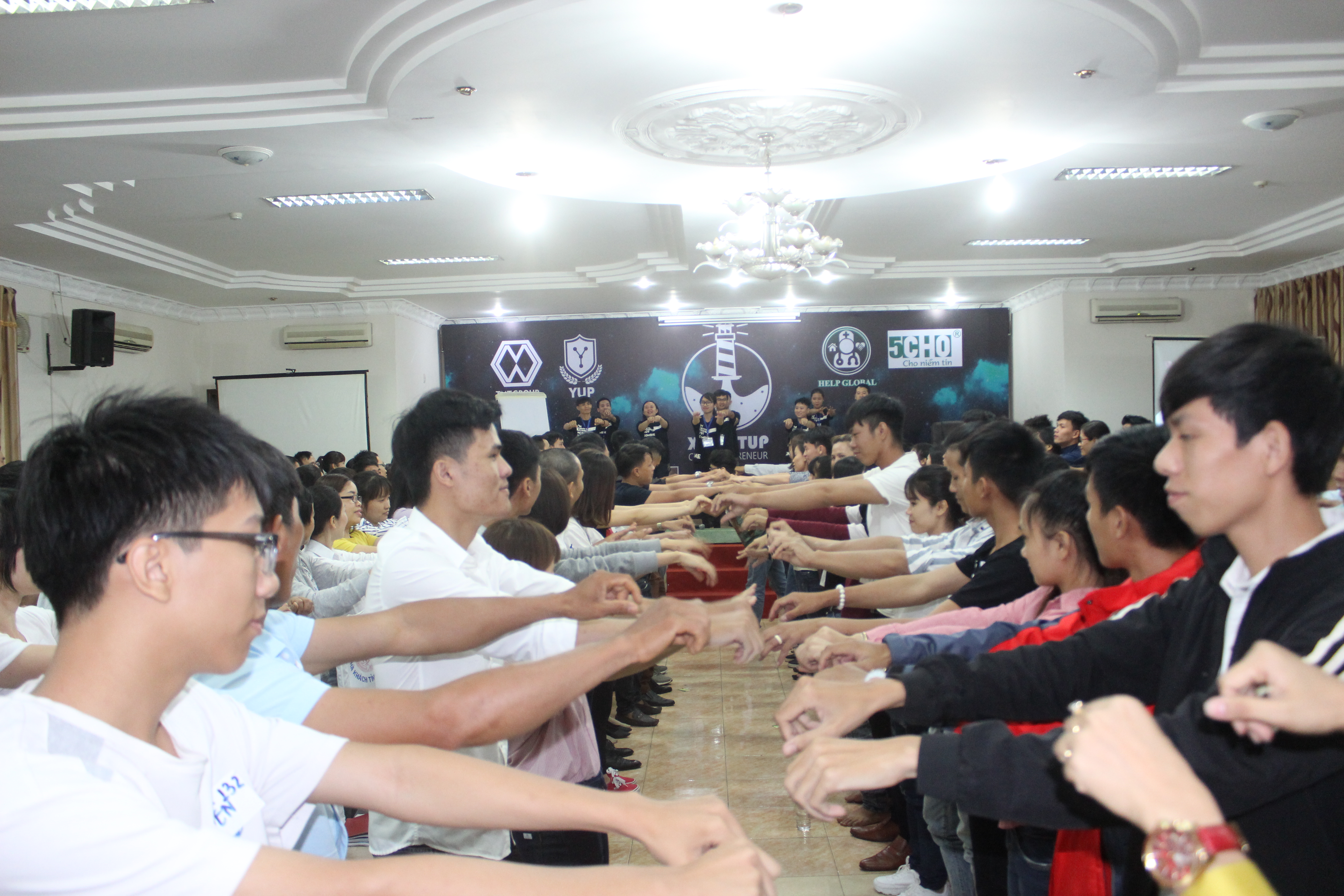 Hội nghị khởi nghiệp và khởi sự doanh nghiệp