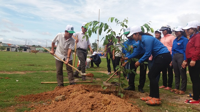 Lễ ra quân Tháng hành động vì môi trường huyện Lắk năm 2018
