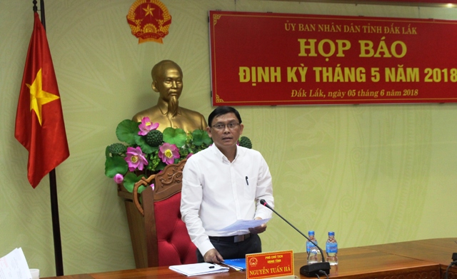 UBND tỉnh họp báo định kỳ tháng 5/2018