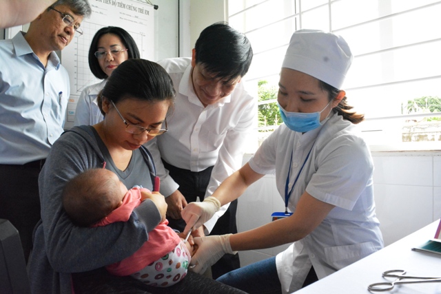 Lễ mít tinh hưởng ứng “Tuần lễ tiêm chủng” năm 2018