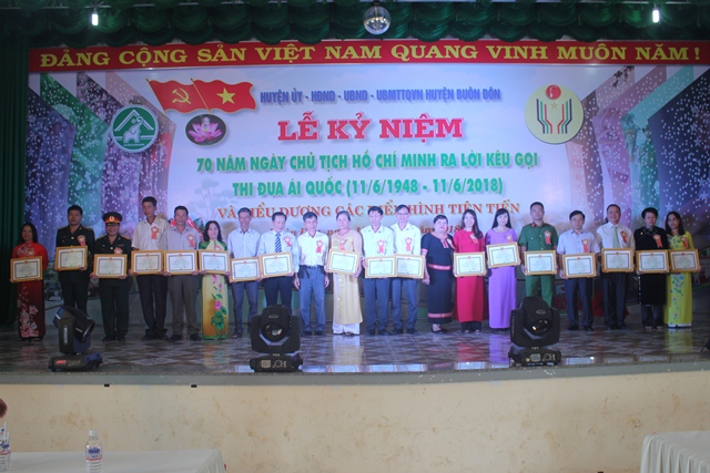 Huyện Buôn Đôn: Tổ chức Lễ kỷ niệm 70 năm Ngày Chủ tịch Hồ Chí Minh ra “Lời kêu gọi thi đua ái quốc”