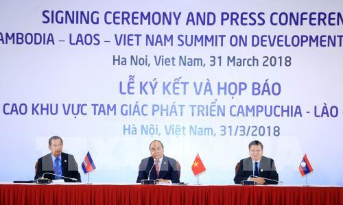 Giám sát thực hiện các thỏa thuận hợp tác trong khu vực tam giác phát triển