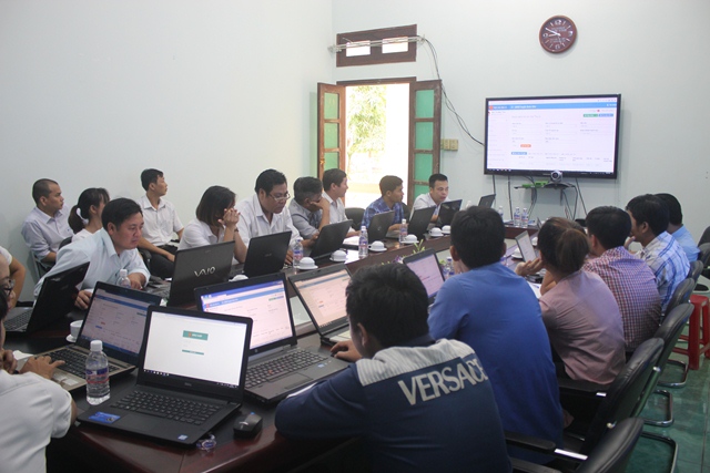 Tập huấn hệ thống dịch vụ hành chính công trực tuyến tích hợp một cửa điện tử liên thông