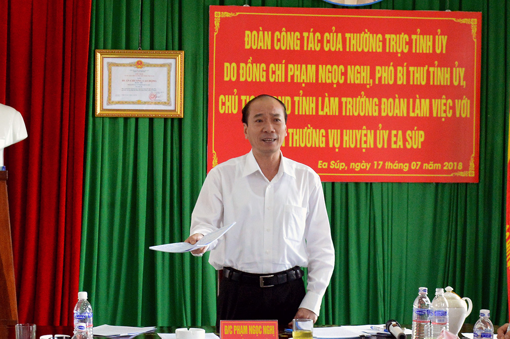 Đoàn công tác của Thường vụ Tỉnh ủy làm việc tại huyện Ea Súp