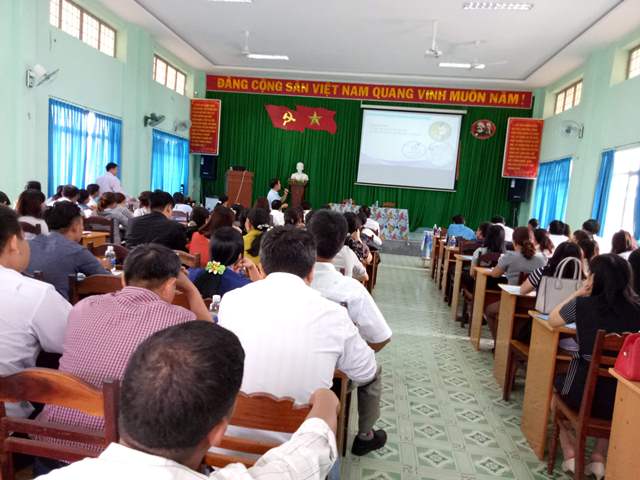 Hội nghị đối thoại, tuyên truyền về Luật BHXH, BHYT và Pháp luật lao động cho cán bộ công đoàn cơ sở và người lao động một số doanh nghiệp trên địa bàn huyện.