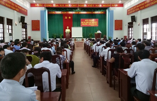 Huyện Cư M'gar tổ chức Hội nghị học tập, quán triệt Nghị quyết TW 7 khóa XII của Đảng