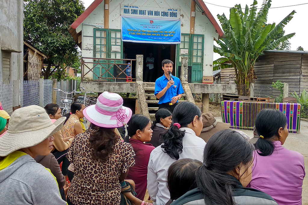 Chương trình tình nguyện vì cuộc sống cộng đồng tại xã Ea Trul