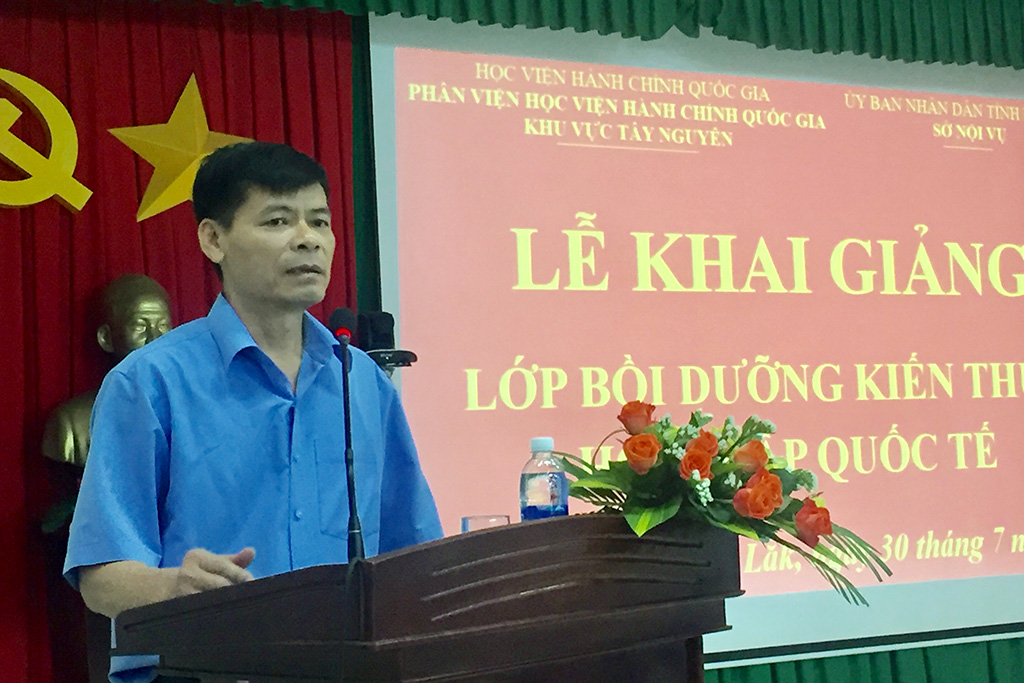 Khai giảng Lớp bồi dưỡng kiến thức hội nhập quốc tế