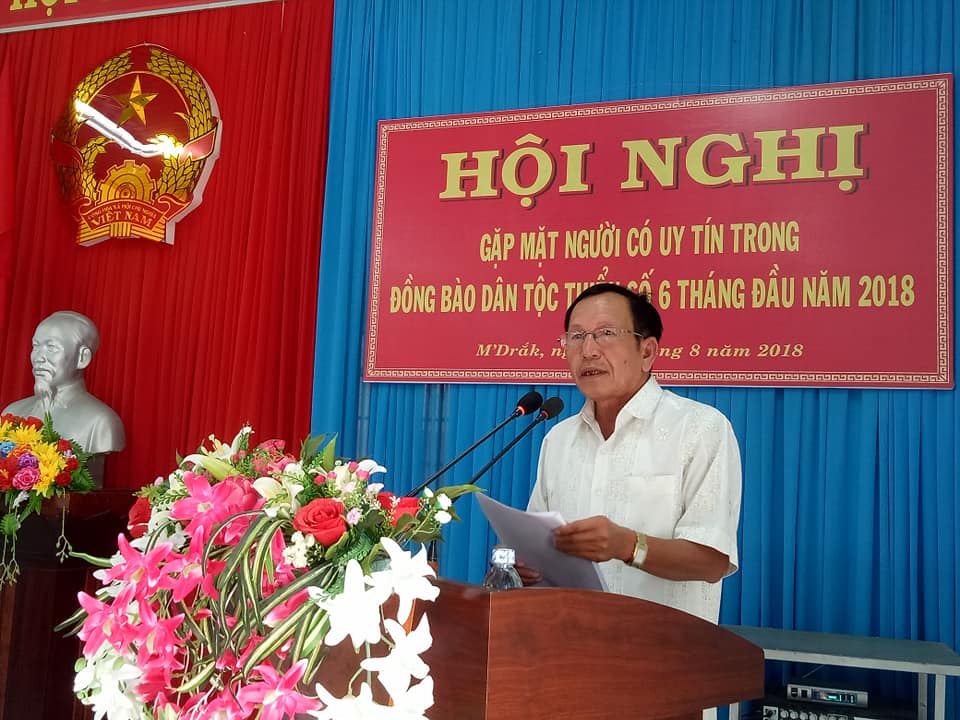 Huyện M’Đrắk: Tổ chức Hội nghị gặp mặt người có uy tín trong đồng bào dân tộc thiểu số 6 tháng đầu năm 2018
