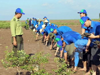 Phân bổ vốn ứng phó với biến đổi khí hậu và tăng trưởng xanh