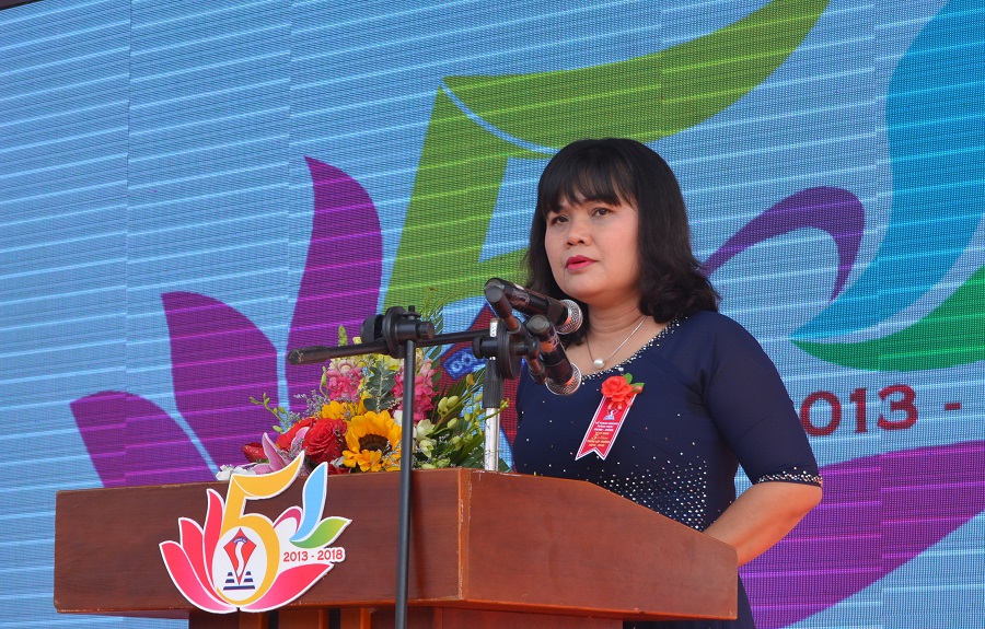 Trường THCS và THPT Đông Du kỷ niệm 5 năm thành lập trường và khai giảng năm học 2018 – 2019