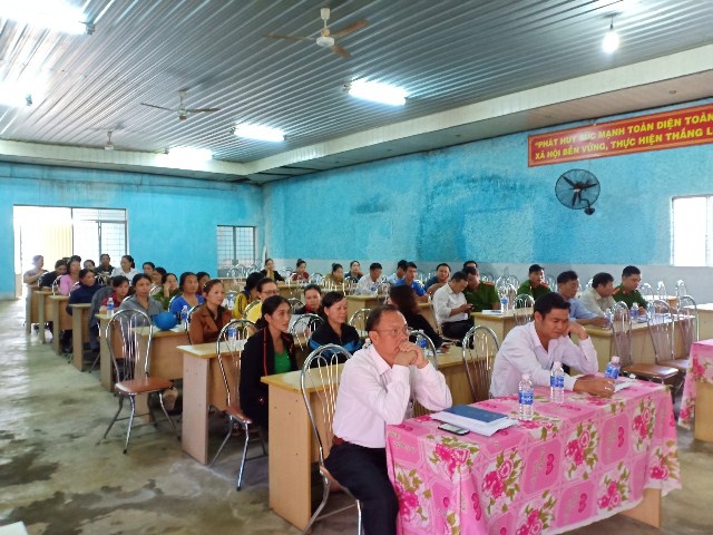 Hội Liên hiệp Phụ nữ phường Bình Tân, thị xã Buôn Hồ tổ chức Hội nghị Đối thoại giữa người đứng đầu cấp ủy, chính quyền với cán bộ, hội viên, phụ nữ.