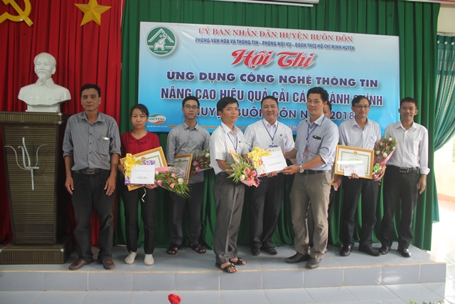 Hội thi Ứng dụng công nghệ thông tin nâng cao hiệu quả cải cách hành chính huyện Buôn Đôn năm 2018