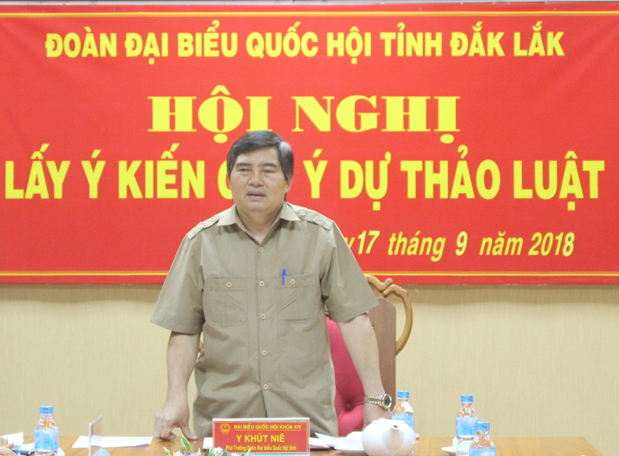 Đoàn Đại biểu Quốc hội tỉnh lấy ý kiến góp ý dự thảo Luật