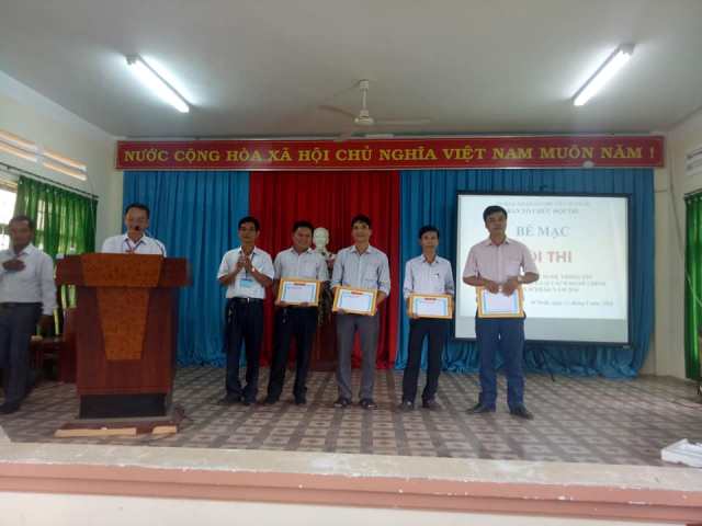 Hội thi Ứng dụng công nghệ thông tin nâng cao hiệu quả cải cách hành chính huyện M’Đrắk năm 2018