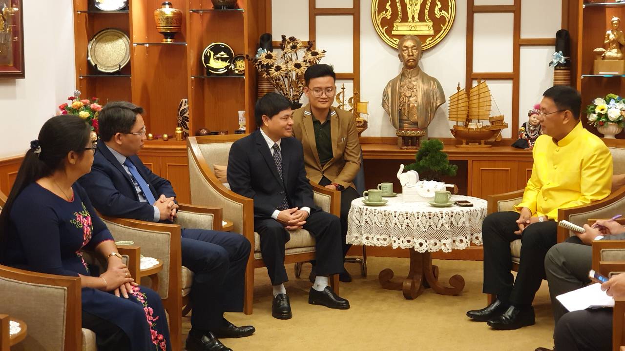 Dak Lak’s delegation pays a visit to Thailand