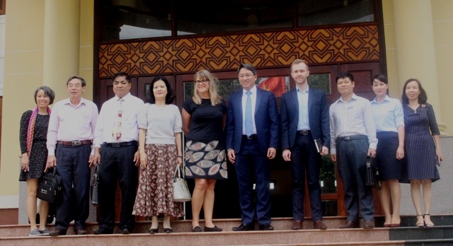Australian Consulate-General in HCMC pays a visit to Dak Lak