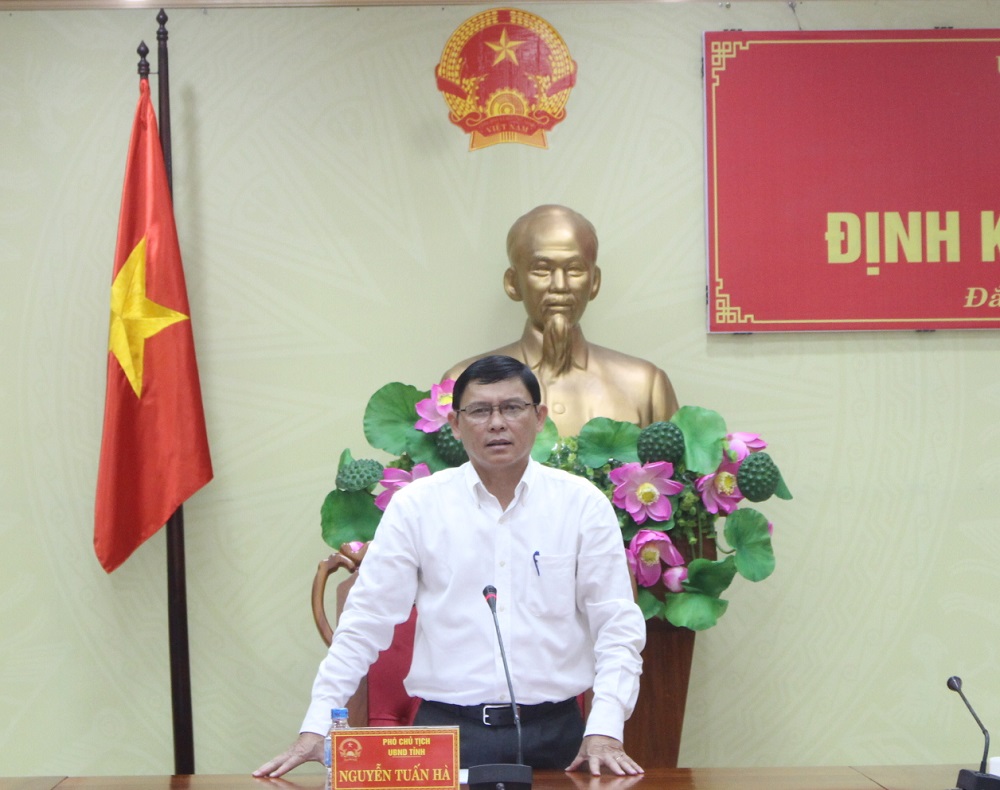 UBND tỉnh họp báo định kỳ tháng 10/2018