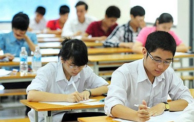 Phê duyệt bổ sung danh sách thí sinh đủ điều kiện dự thi nâng ngạch công chức lên ngạch chuyên viên