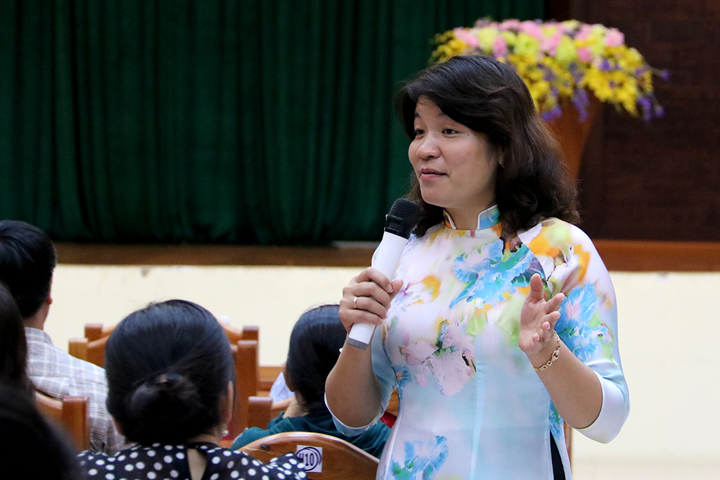 Tập huấn kỹ năng ứng xử và văn hóa công sở cho hơn 150 công chức, viên chức làm việc tại bộ phận tiếp nhận và trả kết quả