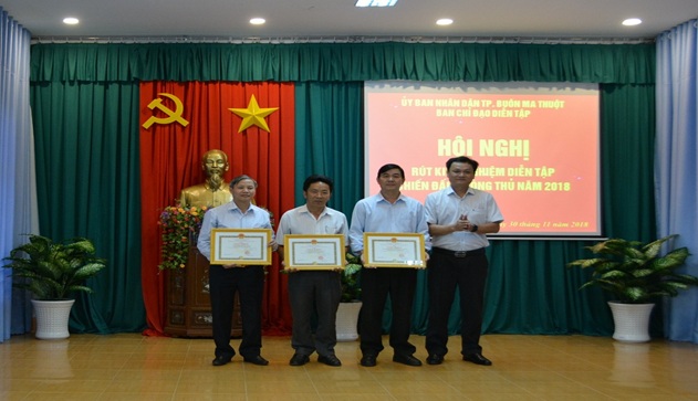 Thành phố Buôn Ma Thuột: Hội nghị rút kinh nghiệm diễn tập chiến đấu phòng thủ năm 2018