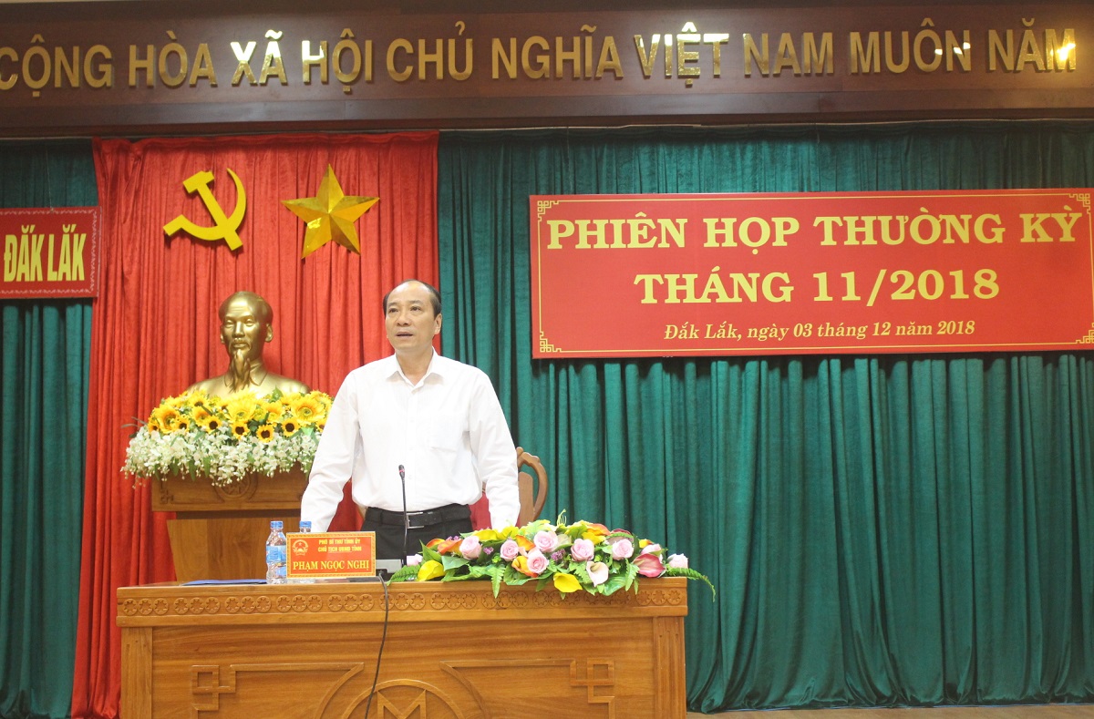 UBND tỉnh họp thường kỳ tháng 11/2018