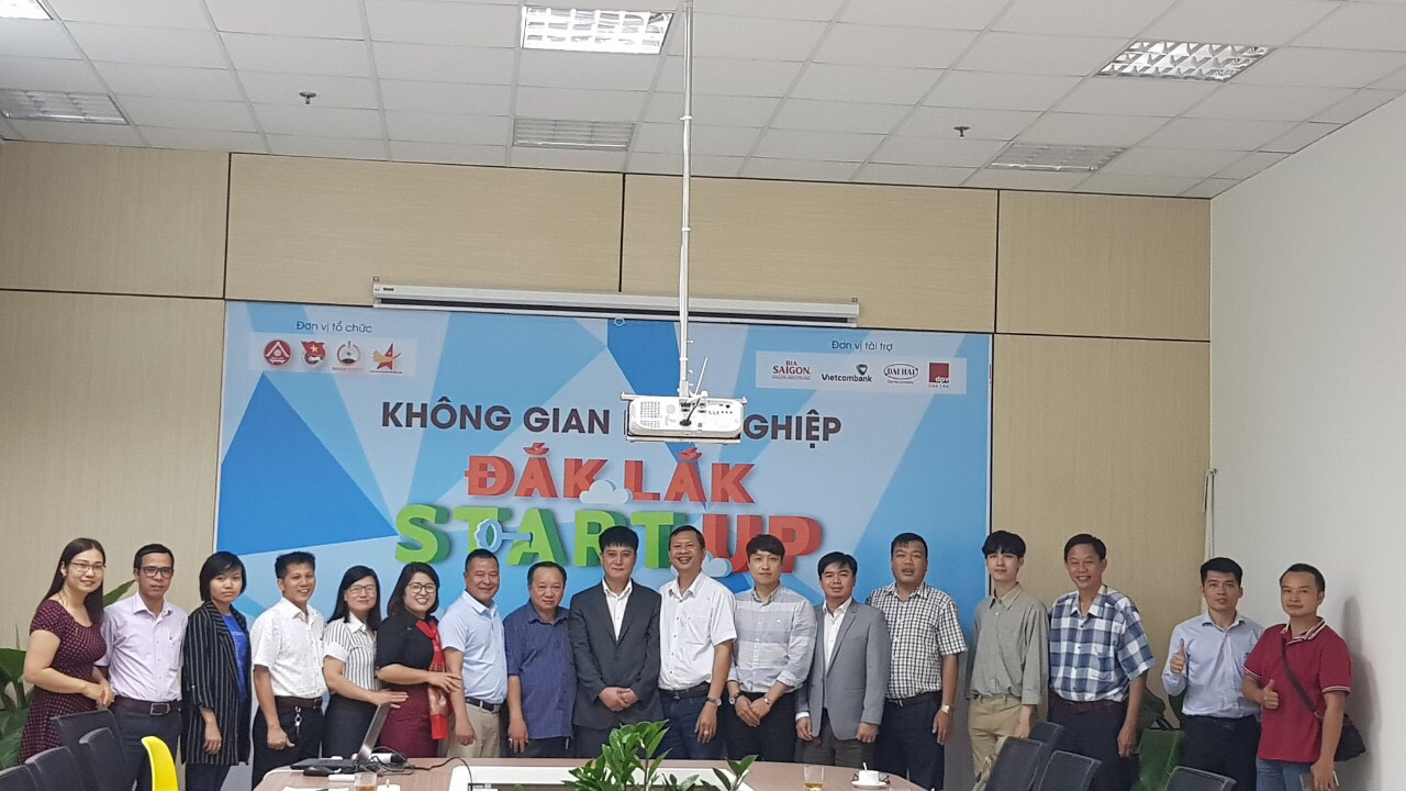 Dak Lak Young Entrepreneurs Association works with Jeollabuk delegation- Korea
