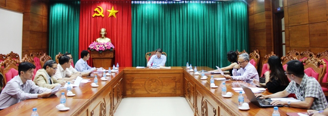 Họp bàn kế hoạch xuất bản sách ảnh phục vụ Lễ hội Cà phê Buôn Ma Thuột lần thứ 7 năm 2019