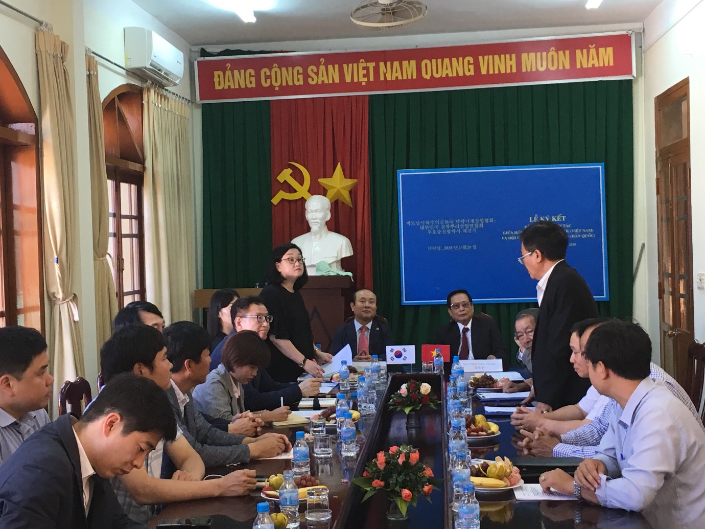 Mechanical Associations of Dak Lak , Jeollabuk sign MoU on cooperation