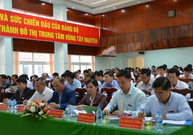 Hội nghị Ban Chấp hành Đảng bộ thành phố Buôn Ma Thuột lần thứ 20 mở rộng