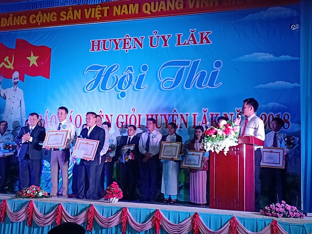 Hội thi Báo cáo viên giỏi huyện Lắk năm 2018
