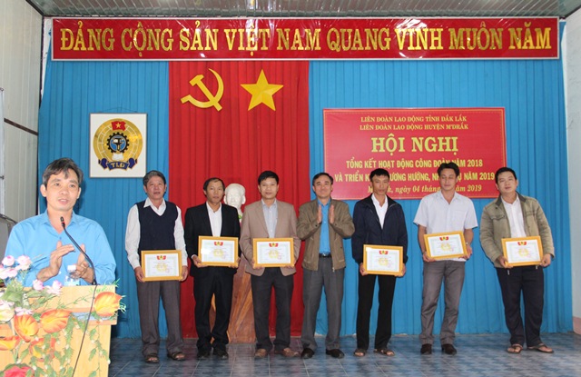 Liên đoàn Lao động huyện M’Đrắk Tổng kết hoạt động năm 2018 và triển khai phương hướng, nhiệm vụ năm 2019