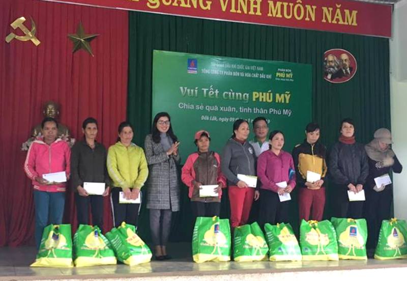 Đắk Lắk: Nhiều hoạt động chăm lo Tết cho người nghèo