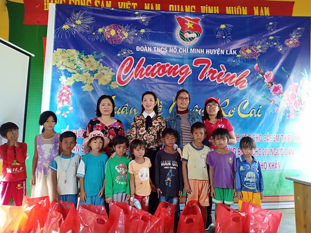 Huyện Lắk: Chương trình Xuân về Buôn Rơ Cai năm 2019