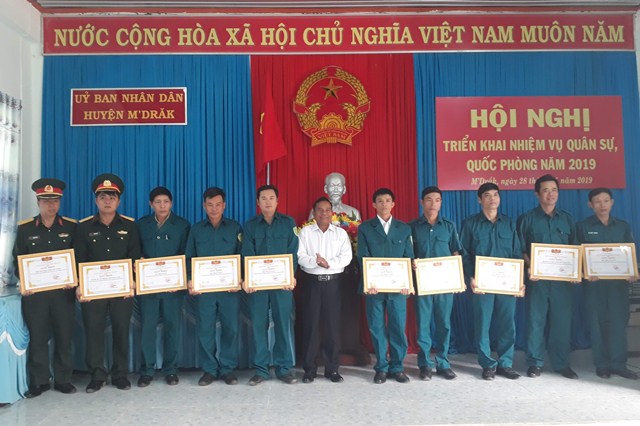 UBND huyện M’Đrắk triển khai nhiệm vụ quân sự- quốc phòng năm 2019
