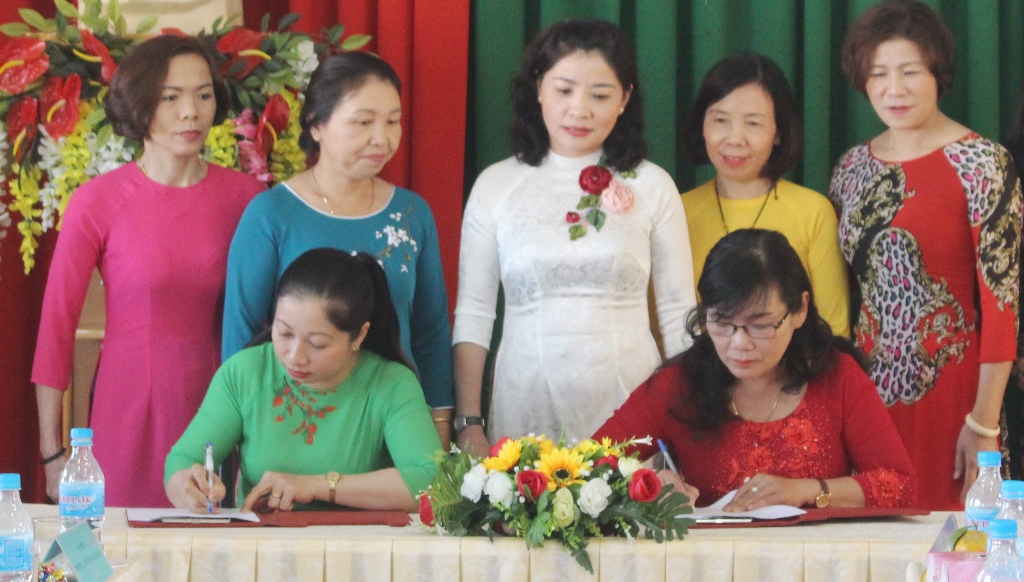 Phát động và ký kết các chương trình phối hợp thực hiện năm thi đua “An toàn cho phụ nữ và trẻ em”