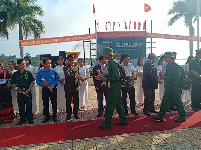 Huyện Lắk: 129 tân binh lên đường nhập ngũ năm 2019