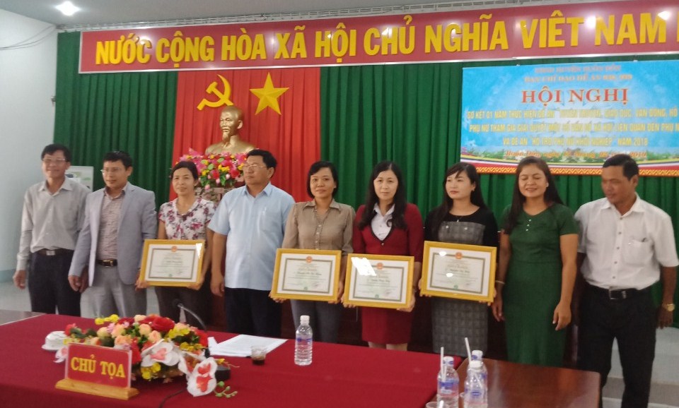 Huyện Buôn Đôn sơ kết thực hiện Đề án 938 và 939 năm 2018