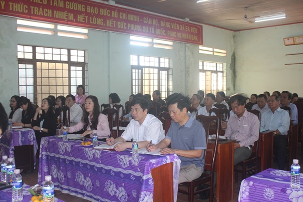 Ngân hàng Nhà nước khảo sát cho vay tiêu dùng tại xã Ea Tiêu