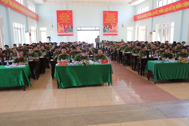 Tổng kết công tác bắt truy nã năm 2018 và đợt cao điểm tấn công trấn áp tội phạm đảm bảo an ninh chính trị, TTATXH Tết Nguyên đán Kỷ Hợi 2019