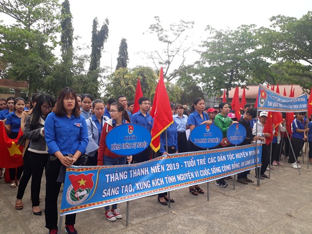 Huyện đoàn M'Đrắk ra quân Tháng Thanh niên năm 2019