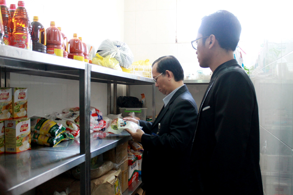 Tăng cường giám sát an toàn thực phẩm tại khách sạn và dịch vụ ăn uống dịp Lễ hội Cà phê Buôn Ma Thuột lần thứ 7 năm 2019