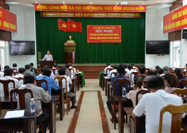 UBND thành phố Buôn Ma Thuột: Hội nghị đánh giá tình hình thực hiện công tác tháng 2 và triển khai chương trình kế hoạch tháng 3 năm 2019